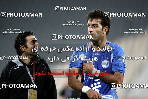 1160907, لیگ برتر فوتبال ایران، Persian Gulf Cup، Week 15، First Leg، 2010/11/12، Tehran، Azadi Stadium، Esteghlal 2 - ۱ Shahin Boushehr