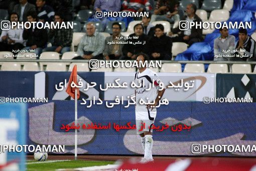 1160882, Tehran, [*parameter:4*], لیگ برتر فوتبال ایران، Persian Gulf Cup، Week 15، First Leg، Esteghlal 2 v 1 Shahin Boushehr on 2010/11/12 at Azadi Stadium