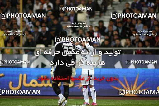 1160847, Tehran, [*parameter:4*], لیگ برتر فوتبال ایران، Persian Gulf Cup، Week 15، First Leg، Esteghlal 2 v 1 Shahin Boushehr on 2010/11/12 at Azadi Stadium