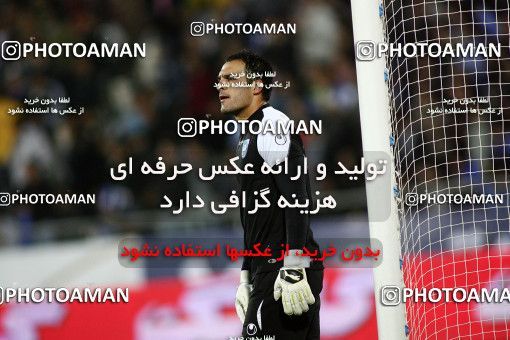 1160814, Tehran, [*parameter:4*], لیگ برتر فوتبال ایران، Persian Gulf Cup، Week 15، First Leg، Esteghlal 2 v 1 Shahin Boushehr on 2010/11/12 at Azadi Stadium