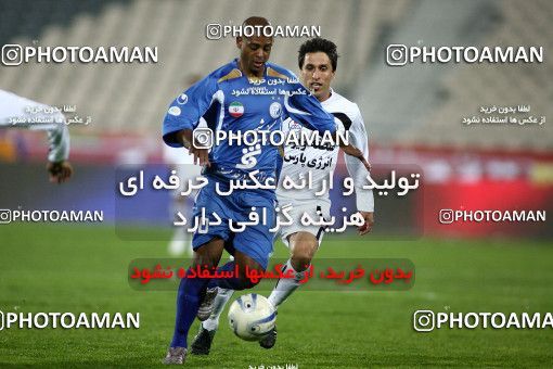 1160858, Tehran, [*parameter:4*], لیگ برتر فوتبال ایران، Persian Gulf Cup، Week 15، First Leg، Esteghlal 2 v 1 Shahin Boushehr on 2010/11/12 at Azadi Stadium