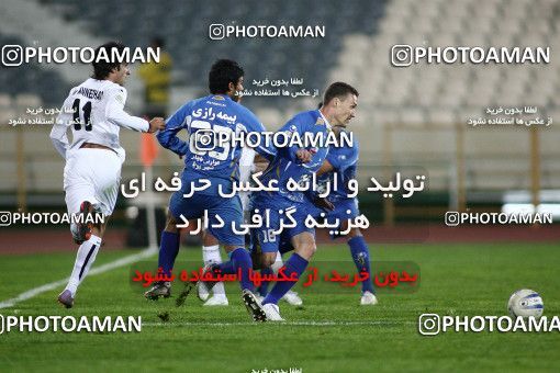 1160824, Tehran, [*parameter:4*], لیگ برتر فوتبال ایران، Persian Gulf Cup، Week 15، First Leg، Esteghlal 2 v 1 Shahin Boushehr on 2010/11/12 at Azadi Stadium