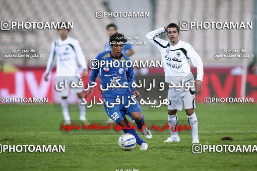 1160841, Tehran, [*parameter:4*], لیگ برتر فوتبال ایران، Persian Gulf Cup، Week 15، First Leg، Esteghlal 2 v 1 Shahin Boushehr on 2010/11/12 at Azadi Stadium
