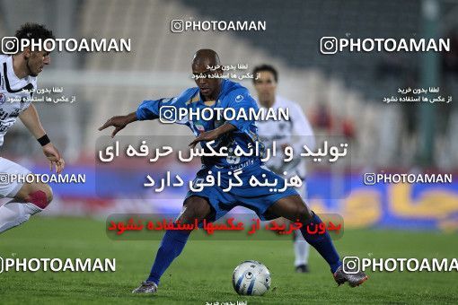 1161063, Tehran, [*parameter:4*], لیگ برتر فوتبال ایران، Persian Gulf Cup، Week 15، First Leg، Esteghlal 2 v 1 Shahin Boushehr on 2010/11/12 at Azadi Stadium