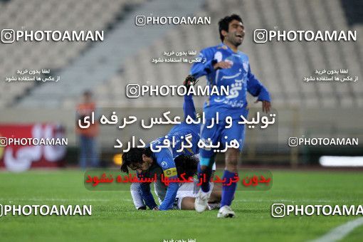 1161129, Tehran, [*parameter:4*], لیگ برتر فوتبال ایران، Persian Gulf Cup، Week 15، First Leg، Esteghlal 2 v 1 Shahin Boushehr on 2010/11/12 at Azadi Stadium