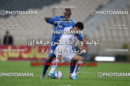 1160995, لیگ برتر فوتبال ایران، Persian Gulf Cup، Week 15، First Leg، 2010/11/12، Tehran، Azadi Stadium، Esteghlal 2 - ۱ Shahin Boushehr