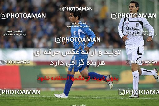 1161430, Tehran, [*parameter:4*], لیگ برتر فوتبال ایران، Persian Gulf Cup، Week 15، First Leg، Esteghlal 2 v 1 Shahin Boushehr on 2010/11/12 at Azadi Stadium
