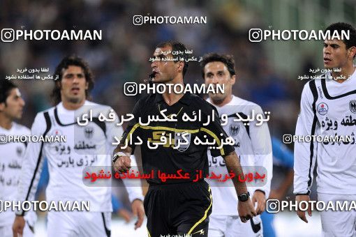 1161403, Tehran, [*parameter:4*], لیگ برتر فوتبال ایران، Persian Gulf Cup، Week 15، First Leg، Esteghlal 2 v 1 Shahin Boushehr on 2010/11/12 at Azadi Stadium