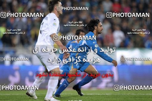 1160959, Tehran, [*parameter:4*], لیگ برتر فوتبال ایران، Persian Gulf Cup، Week 15، First Leg، Esteghlal 2 v 1 Shahin Boushehr on 2010/11/12 at Azadi Stadium