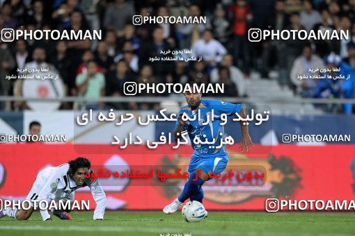 1161145, Tehran, [*parameter:4*], لیگ برتر فوتبال ایران، Persian Gulf Cup، Week 15، First Leg، Esteghlal 2 v 1 Shahin Boushehr on 2010/11/12 at Azadi Stadium
