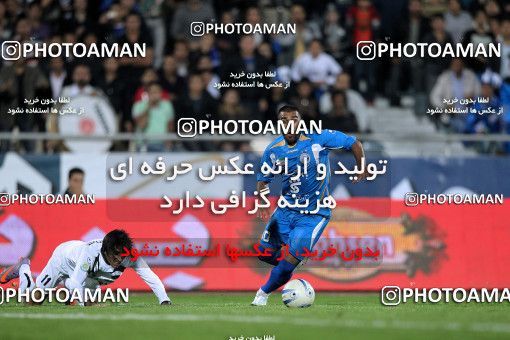 1161048, Tehran, [*parameter:4*], لیگ برتر فوتبال ایران، Persian Gulf Cup، Week 15، First Leg، Esteghlal 2 v 1 Shahin Boushehr on 2010/11/12 at Azadi Stadium