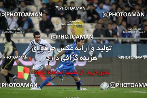1161005, Tehran, [*parameter:4*], لیگ برتر فوتبال ایران، Persian Gulf Cup، Week 15، First Leg، Esteghlal 2 v 1 Shahin Boushehr on 2010/11/12 at Azadi Stadium