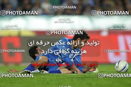 1161013, Tehran, [*parameter:4*], لیگ برتر فوتبال ایران، Persian Gulf Cup، Week 15، First Leg، Esteghlal 2 v 1 Shahin Boushehr on 2010/11/12 at Azadi Stadium
