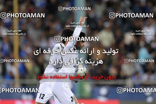 1160940, Tehran, [*parameter:4*], لیگ برتر فوتبال ایران، Persian Gulf Cup، Week 15، First Leg، Esteghlal 2 v 1 Shahin Boushehr on 2010/11/12 at Azadi Stadium