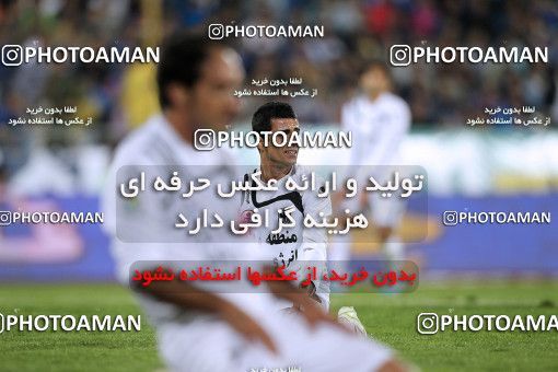 1161108, Tehran, [*parameter:4*], لیگ برتر فوتبال ایران، Persian Gulf Cup، Week 15، First Leg، Esteghlal 2 v 1 Shahin Boushehr on 2010/11/12 at Azadi Stadium