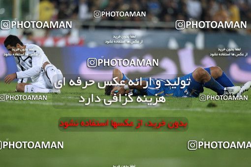 1161247, Tehran, [*parameter:4*], لیگ برتر فوتبال ایران، Persian Gulf Cup، Week 15، First Leg، Esteghlal 2 v 1 Shahin Boushehr on 2010/11/12 at Azadi Stadium