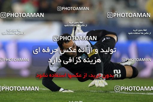 1161201, Tehran, [*parameter:4*], لیگ برتر فوتبال ایران، Persian Gulf Cup، Week 15، First Leg، Esteghlal 2 v 1 Shahin Boushehr on 2010/11/12 at Azadi Stadium