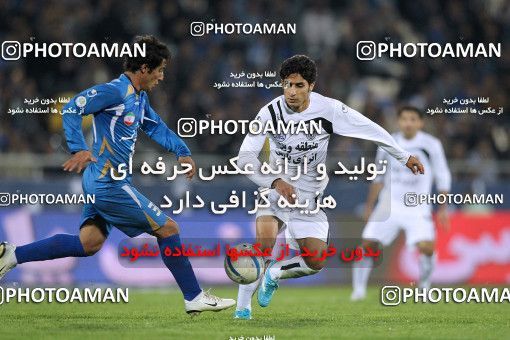 1161288, لیگ برتر فوتبال ایران، Persian Gulf Cup، Week 15، First Leg، 2010/11/12، Tehran، Azadi Stadium، Esteghlal 2 - ۱ Shahin Boushehr