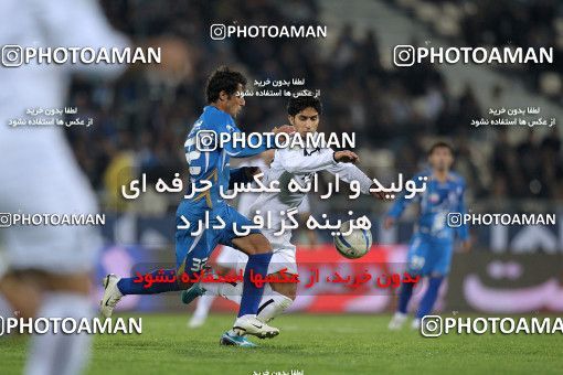 1161377, لیگ برتر فوتبال ایران، Persian Gulf Cup، Week 15، First Leg، 2010/11/12، Tehran، Azadi Stadium، Esteghlal 2 - ۱ Shahin Boushehr