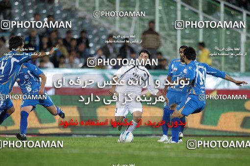 1161295, Tehran, [*parameter:4*], لیگ برتر فوتبال ایران، Persian Gulf Cup، Week 15، First Leg، Esteghlal 2 v 1 Shahin Boushehr on 2010/11/12 at Azadi Stadium