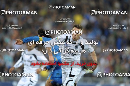 1161548, لیگ برتر فوتبال ایران، Persian Gulf Cup، Week 15، First Leg، 2010/11/12، Tehran، Azadi Stadium، Esteghlal 2 - ۱ Shahin Boushehr
