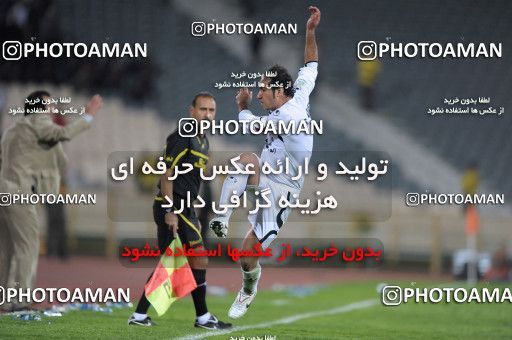 1161554, Tehran, [*parameter:4*], لیگ برتر فوتبال ایران، Persian Gulf Cup، Week 15، First Leg، Esteghlal 2 v 1 Shahin Boushehr on 2010/11/12 at Azadi Stadium