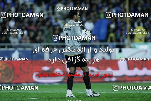 1161618, Tehran, [*parameter:4*], لیگ برتر فوتبال ایران، Persian Gulf Cup، Week 15، First Leg، Esteghlal 2 v 1 Shahin Boushehr on 2010/11/12 at Azadi Stadium