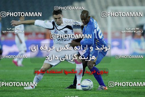 1161582, لیگ برتر فوتبال ایران، Persian Gulf Cup، Week 15، First Leg، 2010/11/12، Tehran، Azadi Stadium، Esteghlal 2 - ۱ Shahin Boushehr