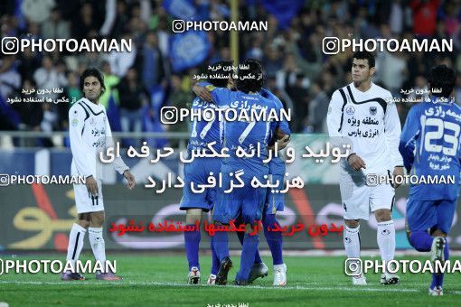 1161637, Tehran, [*parameter:4*], لیگ برتر فوتبال ایران، Persian Gulf Cup، Week 15، First Leg، Esteghlal 2 v 1 Shahin Boushehr on 2010/11/12 at Azadi Stadium