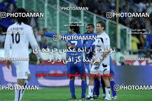 1161604, Tehran, [*parameter:4*], لیگ برتر فوتبال ایران، Persian Gulf Cup، Week 15، First Leg، Esteghlal 2 v 1 Shahin Boushehr on 2010/11/12 at Azadi Stadium
