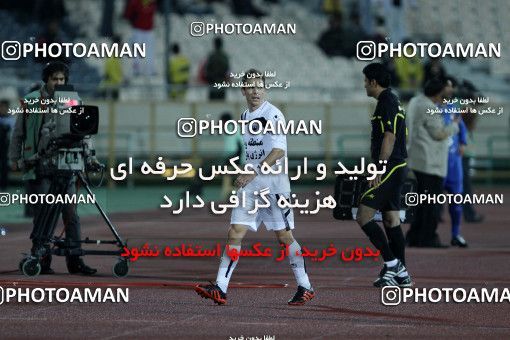1161621, Tehran, [*parameter:4*], لیگ برتر فوتبال ایران، Persian Gulf Cup، Week 15، First Leg، Esteghlal 2 v 1 Shahin Boushehr on 2010/11/12 at Azadi Stadium