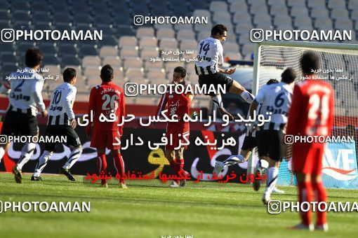 1167366, Tehran, Iran, لیگ برتر فوتبال ایران، Persian Gulf Cup، Week 19، Second Leg، Persepolis 1 v 4 Saba Qom on 2010/12/19 at Azadi Stadium