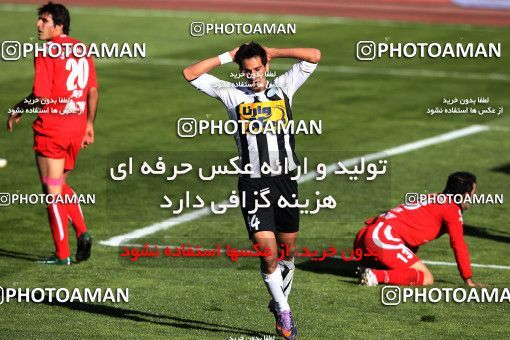 1167482, Tehran, Iran, لیگ برتر فوتبال ایران، Persian Gulf Cup، Week 19، Second Leg، Persepolis 1 v 4 Saba Qom on 2010/12/19 at Azadi Stadium