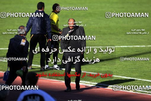 1167254, Tehran, Iran, لیگ برتر فوتبال ایران، Persian Gulf Cup، Week 19، Second Leg، Persepolis 1 v 4 Saba Qom on 2010/12/19 at Azadi Stadium