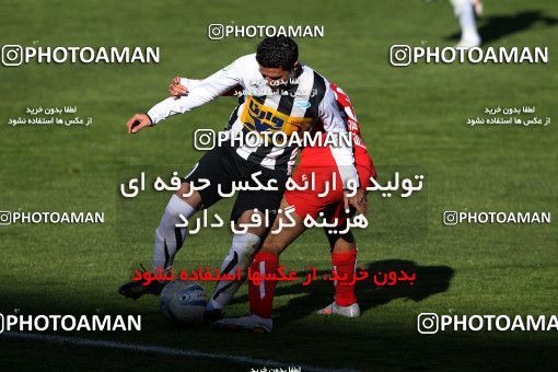 1167358, Tehran, Iran, لیگ برتر فوتبال ایران، Persian Gulf Cup، Week 19، Second Leg، Persepolis 1 v 4 Saba Qom on 2010/12/19 at Azadi Stadium