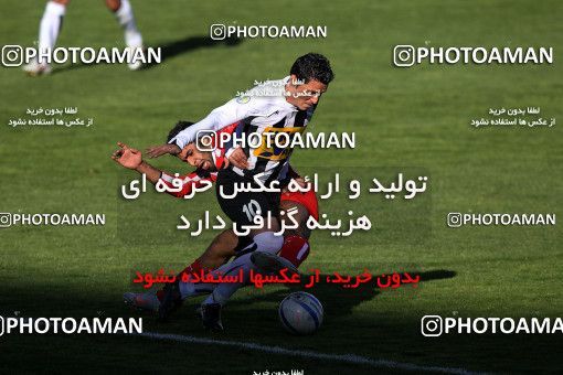 1167364, Tehran, Iran, لیگ برتر فوتبال ایران، Persian Gulf Cup، Week 19، Second Leg، Persepolis 1 v 4 Saba Qom on 2010/12/19 at Azadi Stadium