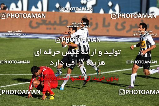 1167238, Tehran, Iran, لیگ برتر فوتبال ایران، Persian Gulf Cup، Week 19، Second Leg، Persepolis 1 v 4 Saba Qom on 2010/12/19 at Azadi Stadium