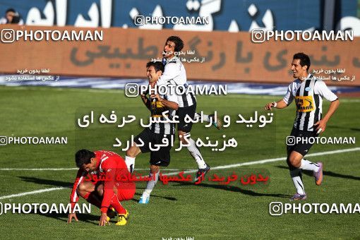 1167422, Tehran, Iran, لیگ برتر فوتبال ایران، Persian Gulf Cup، Week 19، Second Leg، Persepolis 1 v 4 Saba Qom on 2010/12/19 at Azadi Stadium