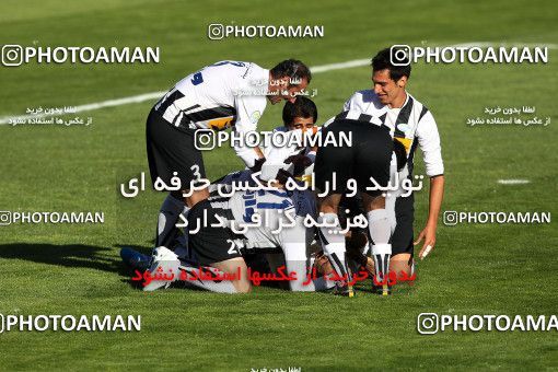 1167398, Tehran, Iran, لیگ برتر فوتبال ایران، Persian Gulf Cup، Week 19، Second Leg، Persepolis 1 v 4 Saba Qom on 2010/12/19 at Azadi Stadium