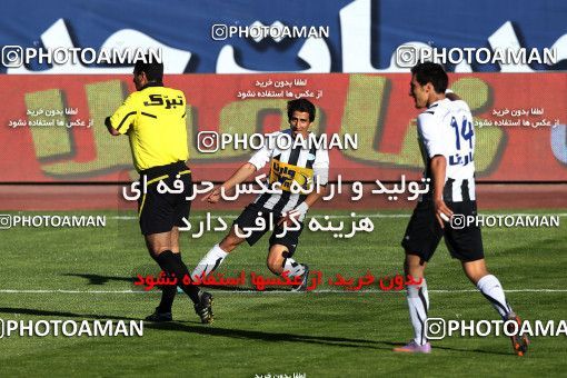1167249, Tehran, Iran, لیگ برتر فوتبال ایران، Persian Gulf Cup، Week 19، Second Leg، Persepolis 1 v 4 Saba Qom on 2010/12/19 at Azadi Stadium