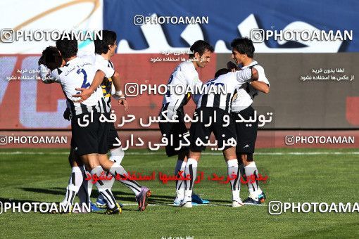 1167331, Tehran, Iran, لیگ برتر فوتبال ایران، Persian Gulf Cup، Week 19، Second Leg، Persepolis 1 v 4 Saba Qom on 2010/12/19 at Azadi Stadium