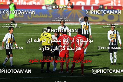 1167413, Tehran, Iran, لیگ برتر فوتبال ایران، Persian Gulf Cup، Week 19، Second Leg، Persepolis 1 v 4 Saba Qom on 2010/12/19 at Azadi Stadium