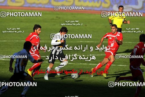 1167458, Tehran, Iran, لیگ برتر فوتبال ایران، Persian Gulf Cup، Week 19، Second Leg، Persepolis 1 v 4 Saba Qom on 2010/12/19 at Azadi Stadium