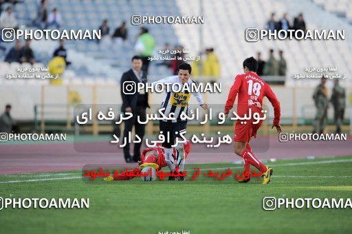1167669, Tehran, Iran, لیگ برتر فوتبال ایران، Persian Gulf Cup، Week 19، Second Leg، Persepolis 1 v 4 Saba Qom on 2010/12/19 at Azadi Stadium