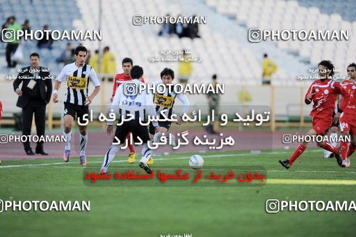 1167567, Tehran, Iran, لیگ برتر فوتبال ایران، Persian Gulf Cup، Week 19، Second Leg، Persepolis 1 v 4 Saba Qom on 2010/12/19 at Azadi Stadium