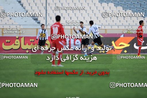 1167688, Tehran, Iran, لیگ برتر فوتبال ایران، Persian Gulf Cup، Week 19، Second Leg، Persepolis 1 v 4 Saba Qom on 2010/12/19 at Azadi Stadium