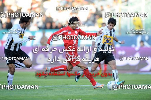 1167572, Tehran, Iran, لیگ برتر فوتبال ایران، Persian Gulf Cup، Week 19، Second Leg، Persepolis 1 v 4 Saba Qom on 2010/12/19 at Azadi Stadium