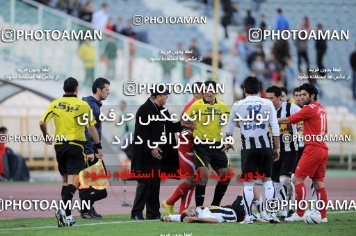1167665, Tehran, Iran, لیگ برتر فوتبال ایران، Persian Gulf Cup، Week 19، Second Leg، Persepolis 1 v 4 Saba Qom on 2010/12/19 at Azadi Stadium