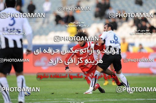1167575, Tehran, Iran, لیگ برتر فوتبال ایران، Persian Gulf Cup، Week 19، Second Leg، Persepolis 1 v 4 Saba Qom on 2010/12/19 at Azadi Stadium