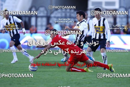 1167511, Tehran, Iran, لیگ برتر فوتبال ایران، Persian Gulf Cup، Week 19، Second Leg، Persepolis 1 v 4 Saba Qom on 2010/12/19 at Azadi Stadium
